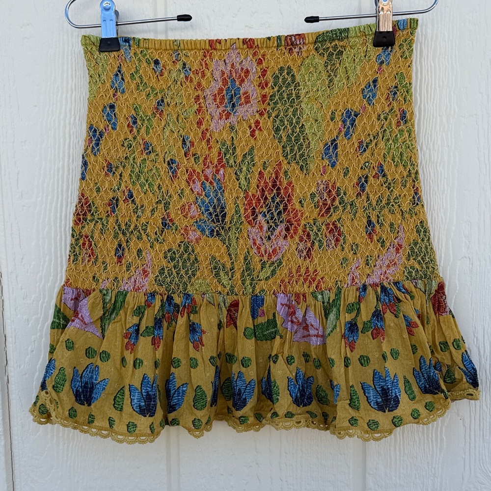 FARM Rio Size M Yellow Summer Garden Floral Ruffle Lace Boho Smocked Mini Skirt